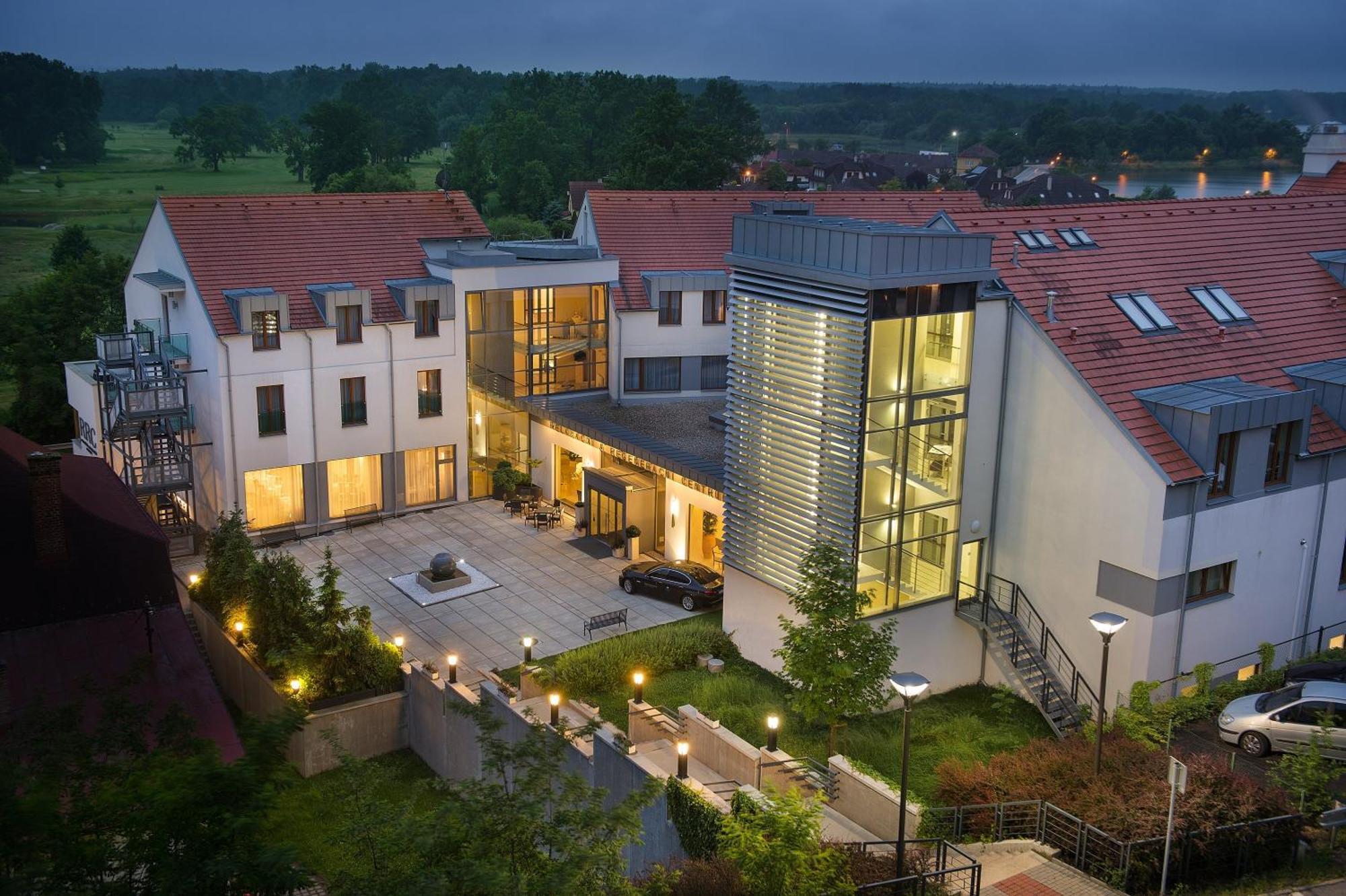 Wellness Hotel Diamant Hluboká nad Vltavou Exterior foto